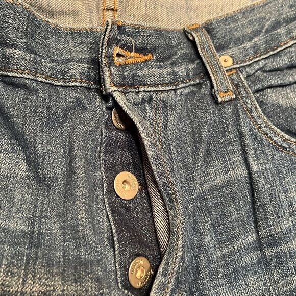 Hudsonβ
jeansβ
- Picture 6 of 13